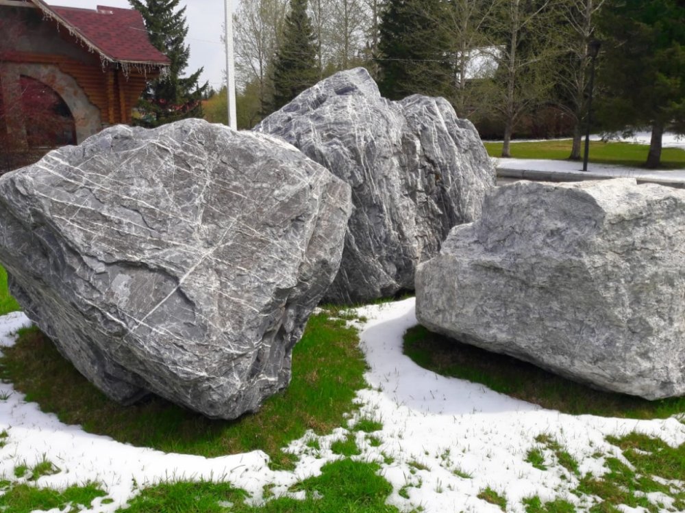 Купить серые валуны