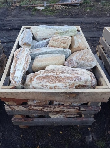 Златолит жёлтый, жёлто-зелёный глыбки и валуны для ланшафтного дизайна купить в Ставропольском крае