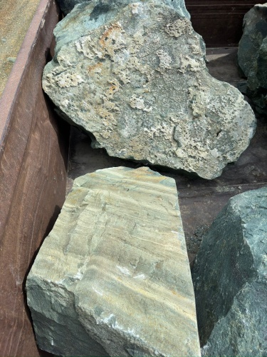 Ландшафтные глыбы зелёные 200-500 килограмм купить в Ставропольском крае