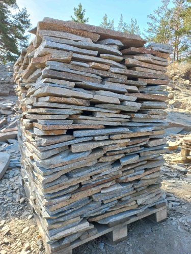 Плитняк златолит серебристый для фасада купить в Ставропольском крае