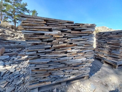 Плитняк златолит серебристый для фасада купить в Ставропольском крае