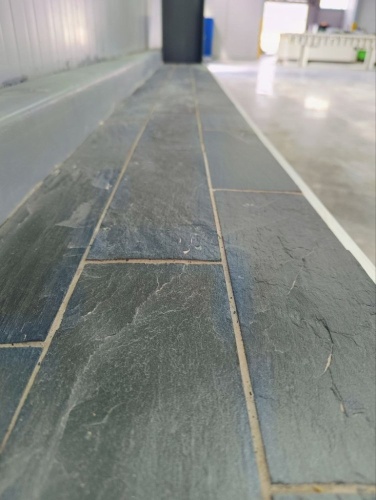 Плитка чёрная из натурального камня фасадная 30 см * 5 см, толщина 7 мм -30 мм купить в Ставропольском крае