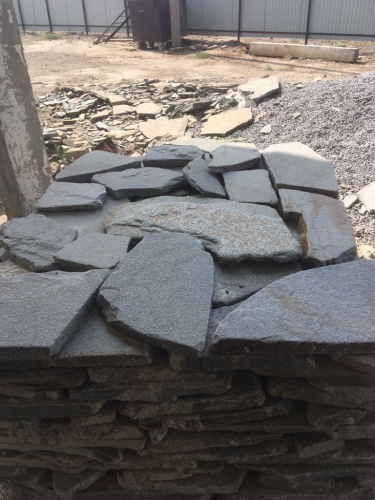 Златолит серебристый галтованный для лестниц купить в Ставропольском крае